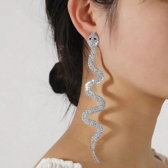 Jewelry - Silver Rhinestone Formal Drop Earrings